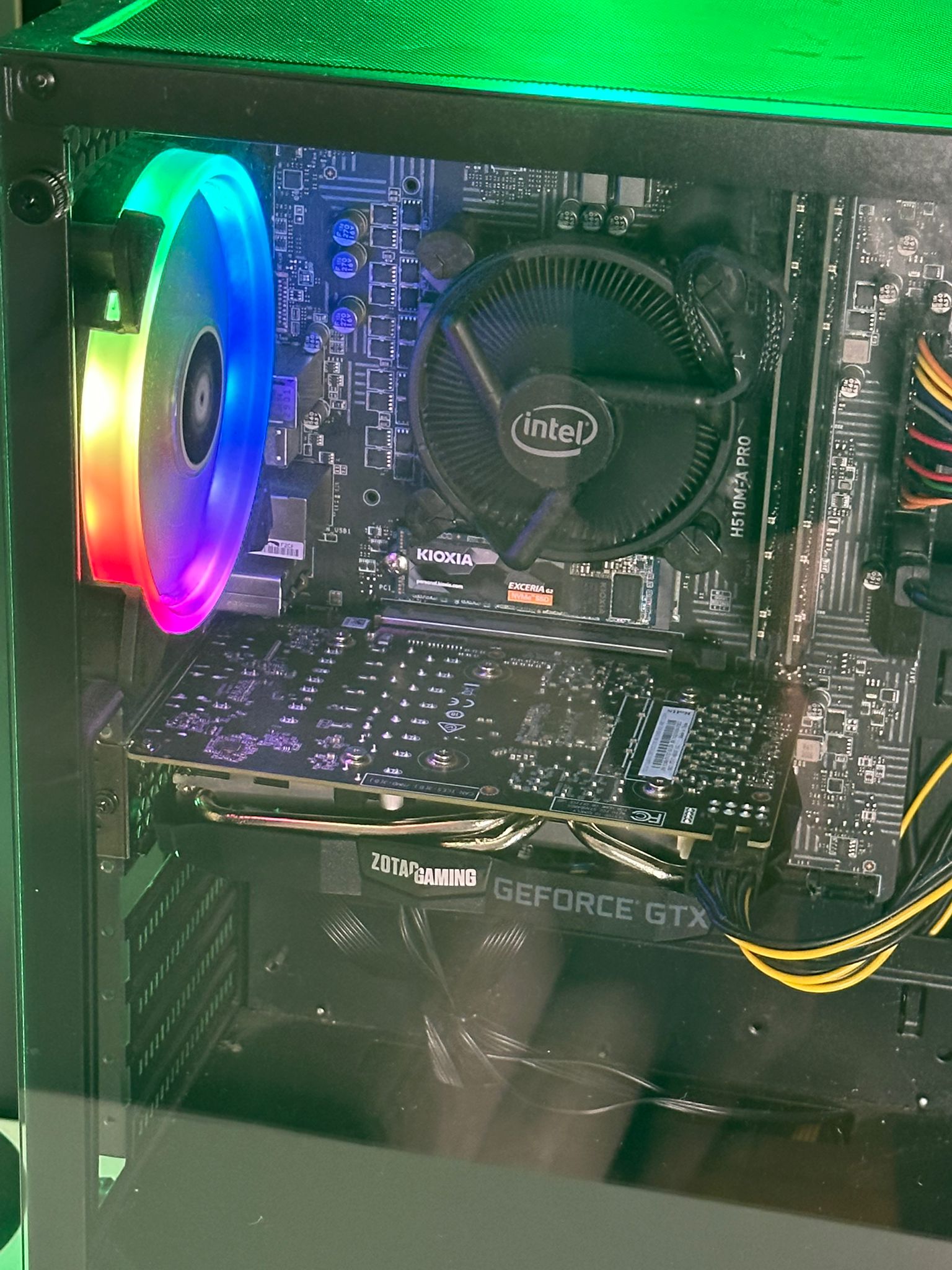 İ5 İŞLEMCİLİ GTX EKRAN KARTLI MASAÜSTÜ OYUNCU BİLGİSAYARI